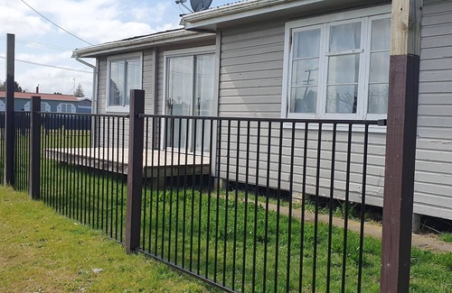Mangakino Cottage | Cosy Kitsch Cottage in the beautiful and quiet Mangakino township.