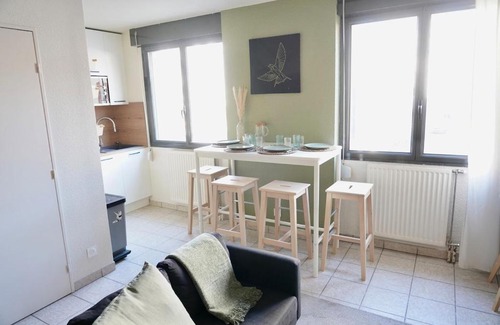 Villette Gare Apartment | Cosy Lafayette