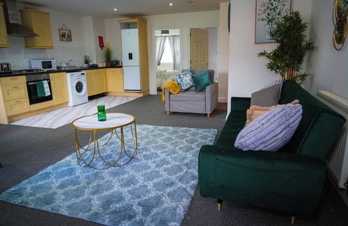 Haversham Apartment | Cosy Luxury Apartment in Milton Keynes