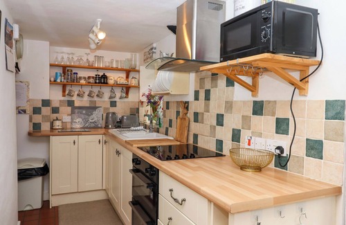 South Molton House | COSY NOOK, pet friendly, character holiday cottage in North Molton