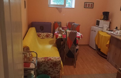 Cluj-Napoca Apartment | Cosy One Bedroom Appartment with Beautiful Garden