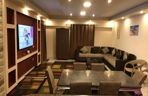 Al Haram Apartment | Cosy Pyramids view apartment