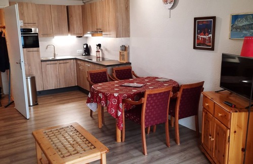 Les Angles Ski Chalet | Cosy, recently renovated chalet with superb views (2 bedrooms/2 bathrooms)