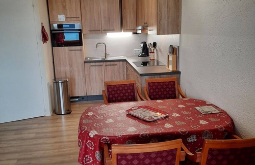 Les Angles Ski Chalet | Cosy, recently renovated chalet with superb views (2 bedrooms/2 bathrooms)