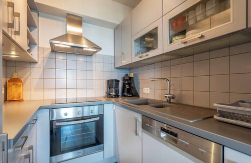 Koksijde-Bad Apartment | Cosy renovated flat on the seafront.