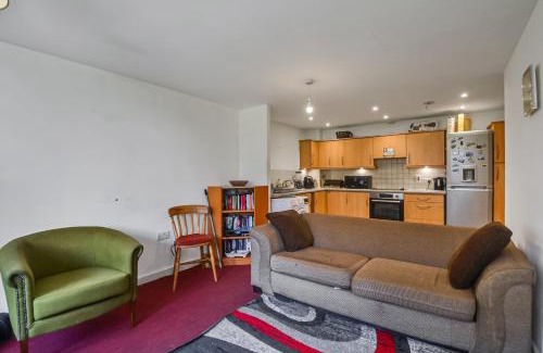 Park Royal Bed & Breakfast | Cosy room near Wembley Stadium