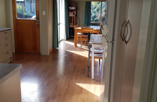Hanmer Springs House | Cosy spacious Chalet Experience. Beautiful views.