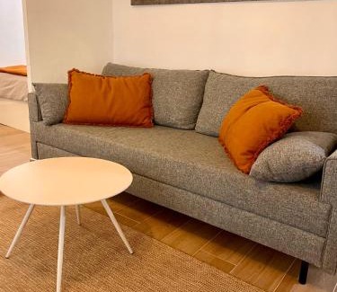 La Seu Apartment | Cosy studio at the Cathedral with WiFi