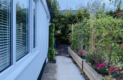 Mudeford Apartment | Cosy Studio Hideaway