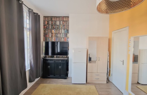 Childs Hill Apartment | Cosy Studio in Hampstead