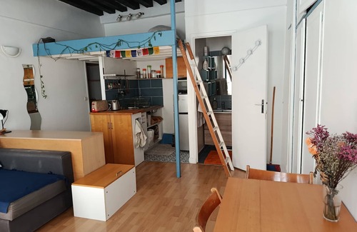 Saint-Merri Apartment | Cosy studio in the heart of Paris