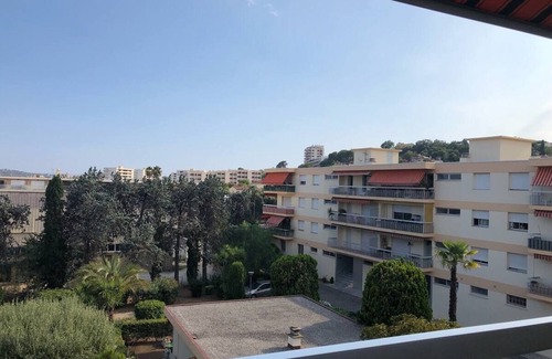 Plaine de la Brague Apartment | Cosy studio with large terrace
