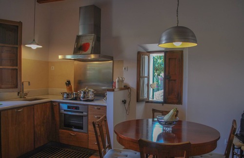 Soller House | Cosy, Sunny House with Garden and Pool, WIFI, Smart TV near the center of Sóller