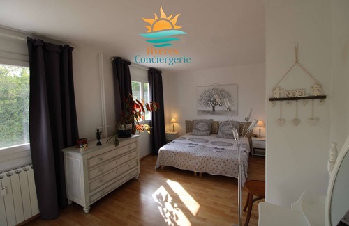 Hyeres City Centre Apartment | Cosy T3 rénové-Clim/Parking/Hyères- Plage 10 min