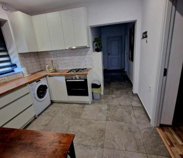 Vaslui Apartment | Cosy Vibe 2