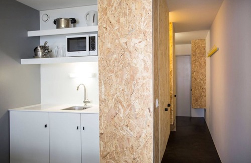 Arc-1950 Apartment | Cosy with Balcony and Mountain View 1048