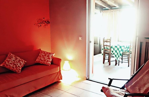 Trikala House | cosyhom by the river