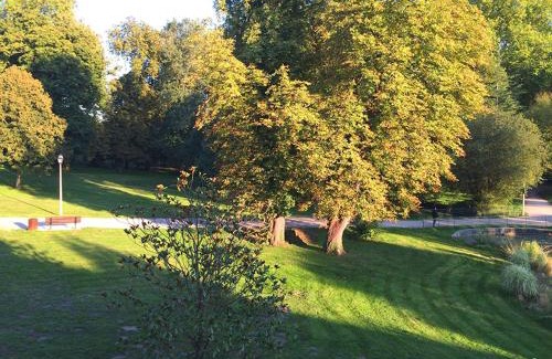 Saint-Remy-les-Chevreuse Apartment | Cote Parc