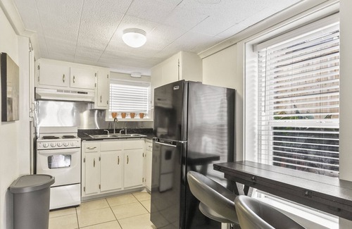Fairhope House | Cottage 1 - Bayview Bungalow