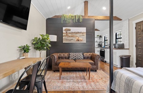 Spearfish House | Cottage 10-Modern Farmhouse