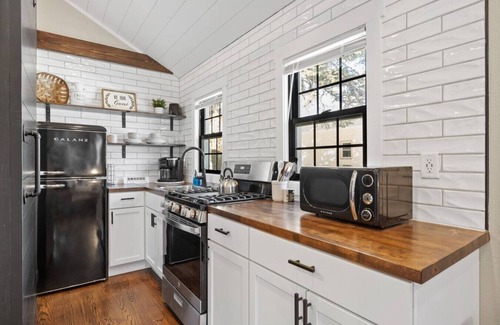 Spearfish House | Cottage 10-Modern Farmhouse