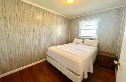 Nancy House | Cottage 12 Lees Ford Marina