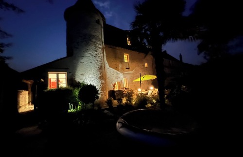 Courcay Cottage | Cottage 15 km from Amboise! Fireplace and indoor pool ideal for relaxing