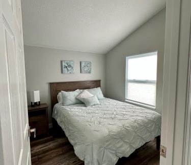 Tavares House | Cottage 23, The Lighthouse - Dora Canal Court - a downtown, waterfront community