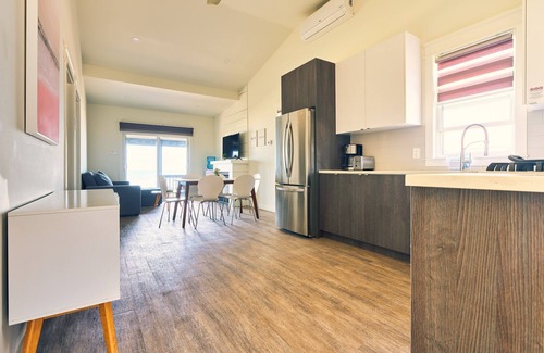 Wainfleet House | Cottage # 5...thelongbeachresort.ca