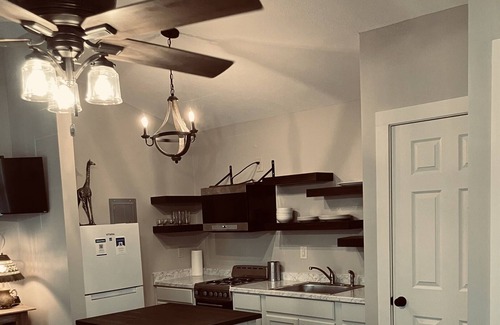 Ridgeland Cottage | Cottage 6 - Hooty's Place