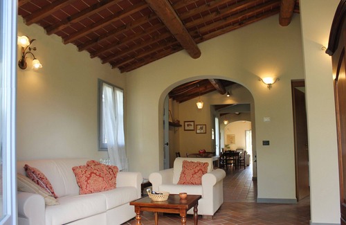 Pergine Valdarno Other | Cottage Arcobaleno detached farmhouse with big private garden and shared pool