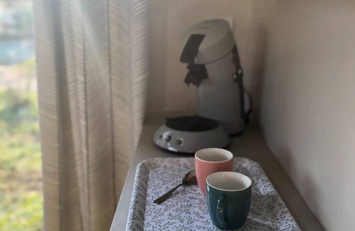 Daglan House | Cottage BAHIA (4 pers) 2 bedrooms-TV-Air-conditioning-Dishwasher-Covered terrace with bench for 4 persons