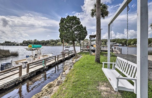 Steinhatchee House | Cottage by the Steinhatchee River Unit 11!