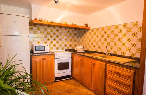 Santa Margalida Cottage | Cottage 'Coscoix - Hermosa Casa De Campo' with Private Pool, Private Terrace and Wi-Fi