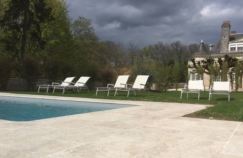 Azay-le-Rideau House | Cottage du Chateau swimming pool, garden, at Domaine Plessis Gallu in Azay Le rideau