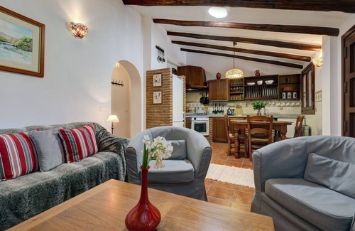 Cortes de la Frontera Cottage | Cottage 'Finca del Rio' with Mountain View, Pool & Wi-Fi