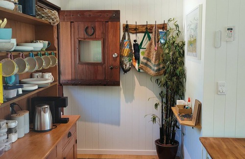 Wongawallan Cottage | Cottage (Farmstyle) in Gold Coast Hinterland close to Theme Parks & Mt Tamborine
