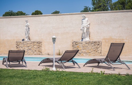 Vaison-la-Romaine Apartment | cottage for 2 people with view of Mont Ventoux