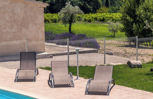 Vaison-la-Romaine Apartment | cottage for 2 people with view of Mont Ventoux