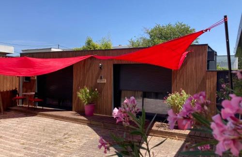 Pessac House | Cottage