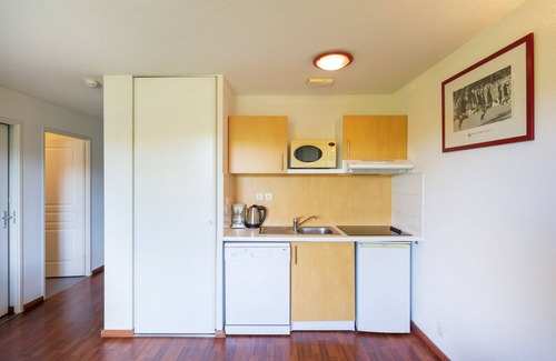 Cassen House | Cottage 'Gîte Le Coeur Des Landes' with Shared Pool, Wi-Fi and Air Conditioning