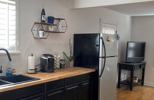 Chalmette House | Cottage home 20 mins from NOLA French Quarter