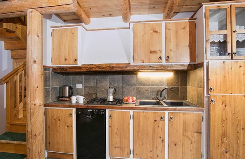 Bellamonte Apartment | Cottage in Bellamonte with hot tub