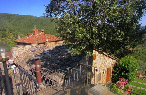 Cortona Cottage | Cottage in Cortona with Pool & Stunning Views