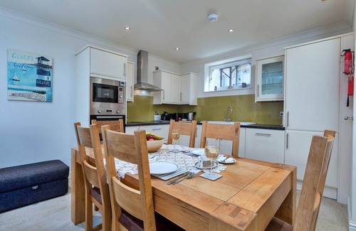 Muston Cottage | Cottage in Filey near Golden Sand Beaches