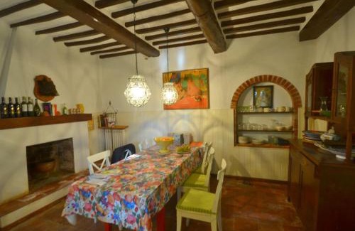 Santa Maria del Giudice House | Cottage in Lucca with Pool & Countryside Charm