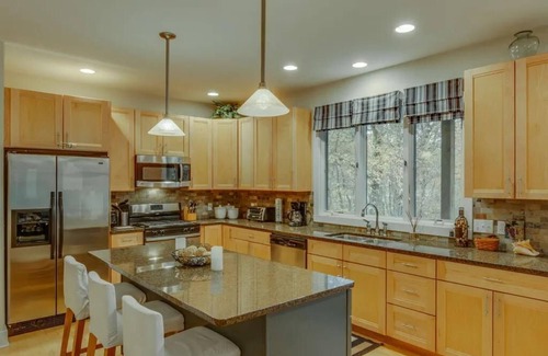 New Buffalo Cottage | Cottage in quiet wooded setting w/communal pool | Chalonna Retreat Harbor Dunes