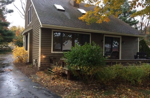 Waukazoo Woods Cottage | Cottage in the Woods