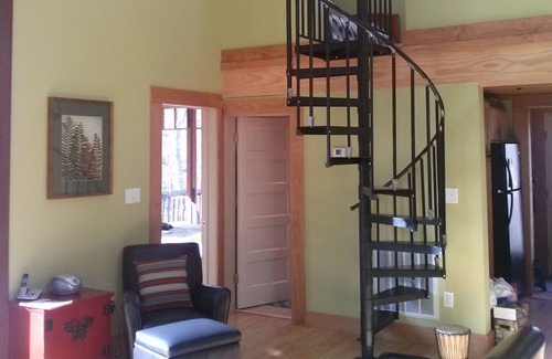Tyro Ski Chalet | Cottage in the Woods near Wintergreen Resort and Blue Ridge Parkway