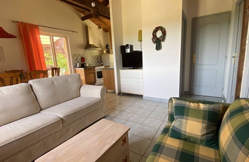 Doissat Cottage | cottage JADE with heated pool, 5 pers., free wifi